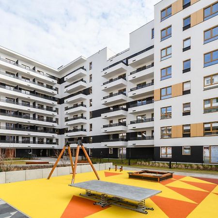 M&R Apartament Airport&Business Premium Komputerowa - Underground Garage - Free Wifi - Netflix - Self Check-In - 5 Min From Chopin Airport 바르샤바 외부 사진